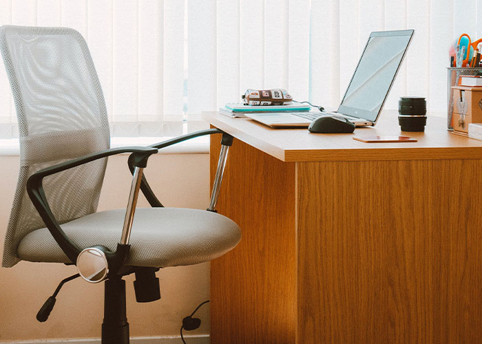 30 People Share The Most Ridiculous Reasons They Got In Trouble At Work