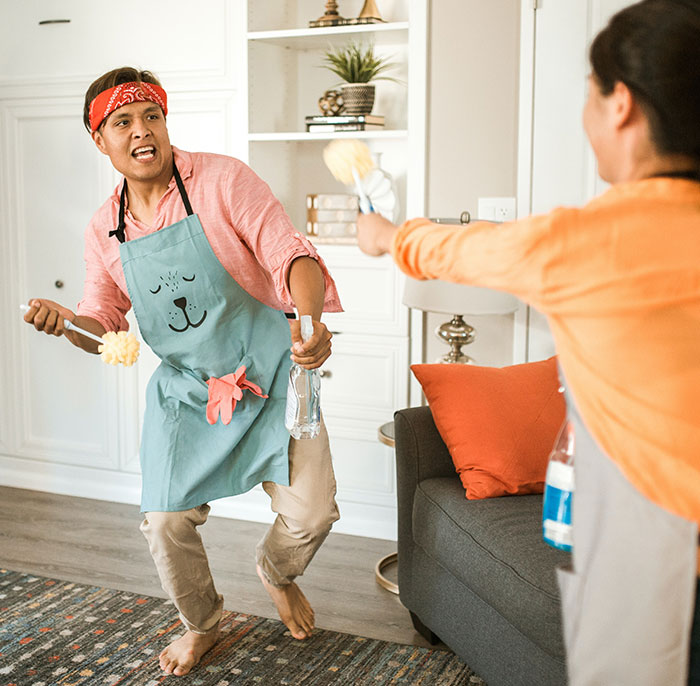 No One Gets Dinner As Man Maliciously Complies With Wife&rsquo;s Demand To Clean As He Cooks