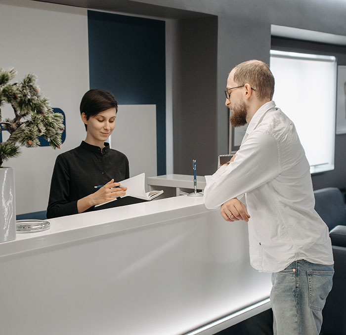 &ldquo;Fire Me, Lol&rdquo;: Woman Won't Make Coffee For Male Colleagues, Gets Fired, Cues Malicious Compliance