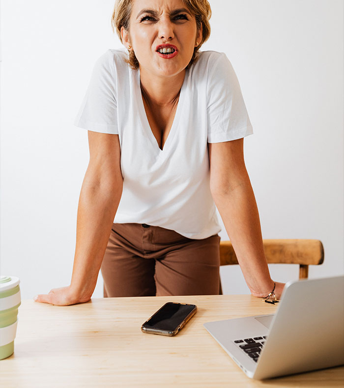 &ldquo;Fire Me, Lol&rdquo;: Woman Won't Make Coffee For Male Colleagues, Gets Fired, Cues Malicious Compliance