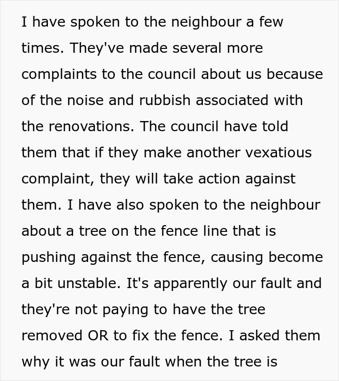 Person Wreaks Petty Revenge On Neighbor Who Kept Complaining About Their Pool By Painting It Green Person Wreaks Petty Revenge On Neighbor Who Kept Complaining About Their Pool By Painting It Green