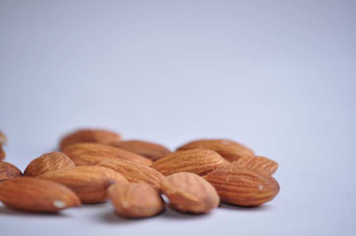 Person Asks “What Should Go In The Fridge That People Don’t Realize Should Go In The Fridge?”, Gets 30 Replies