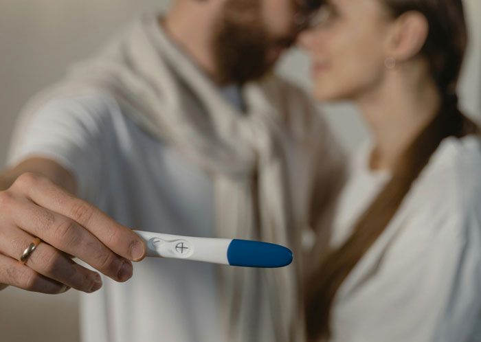 &ldquo;AITA For Walking Out Of My Sister&rsquo;s Birthday Party After She Announced She Was Pregnant?&rdquo;