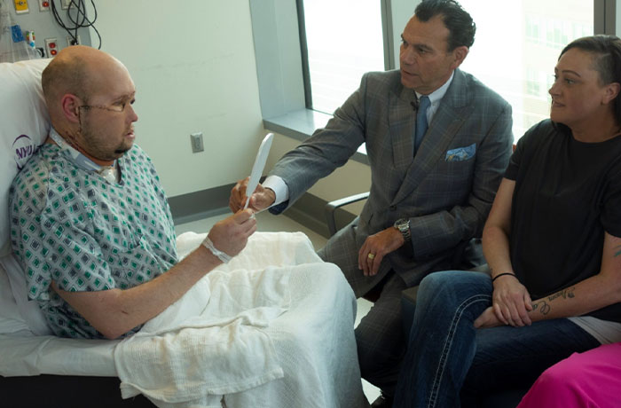 &ldquo;I Don&rsquo;t Want To Wear A Mask&rdquo;: Veteran Who Lost Half Of His Face Receives Eyeball Transplant