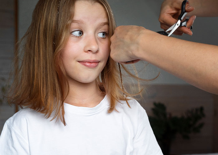 &ldquo;I&rsquo;ve Now Lost A Friend&rdquo;: Woman Gets Into Fight With Friend After Cutting Her Daughter&rsquo;s Hair
