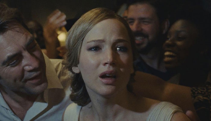 Despite Sleeping With The Director, Jennifer Lawrence Didn’t Fully Get “Mother!” Despite Sleeping With The Director, Jennifer Lawrence Didn’t Fully Get “Mother!”