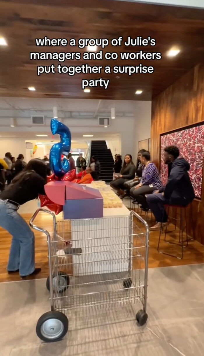 Faith In Humanity Restored As Woman Goes Extra Mile To Fix Her Accidental 1-Star Rating