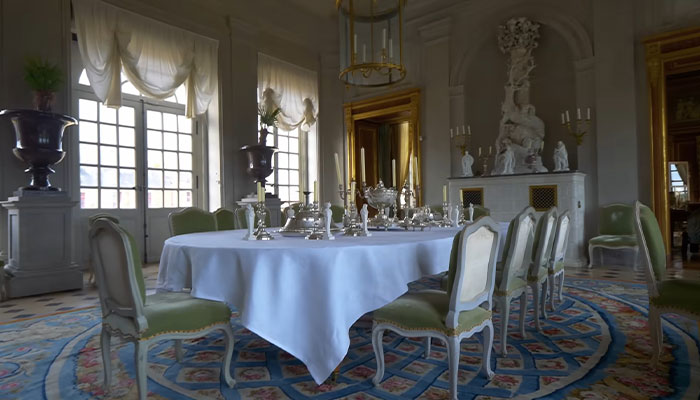 “This Is Just Next-Level”: The World’s Most Expensive House Worth 10-Figure Price Baffles People “This Is Just Next-Level”: The World’s Most Expensive House Worth 10-Figure Price Baffles People