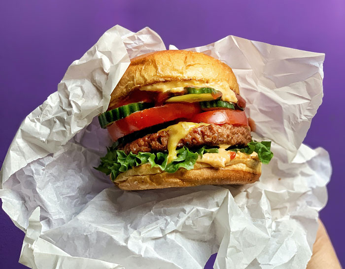 Someone Asked “What Happens In Hospitals That’s Hidden?”, And 30 HC Workers Delivered