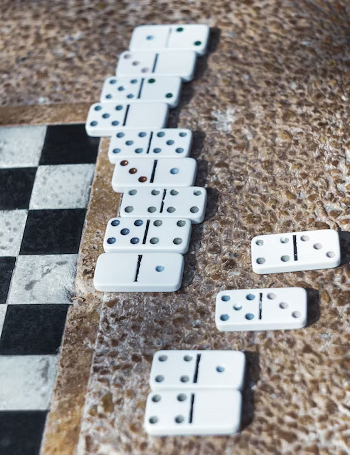 Someone Asks People To Share “Juicy Thanksgiving Drama”, And 50 Deliver