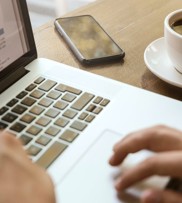 Waiter Learns He's Been Lying To Customers About Vegetarian Food After Checking The Ingredients