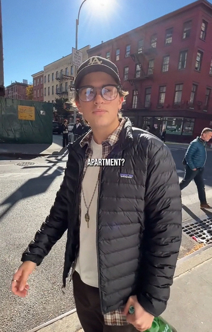 &ldquo;They Raised A Humble Kid&rdquo;: People React To Reese Witherspoon&rsquo;s Son&rsquo;s Pricey NYC Apartment