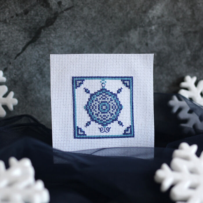 15 Simple And Easy Cross-Stitch Patterns For Christmas And New Year