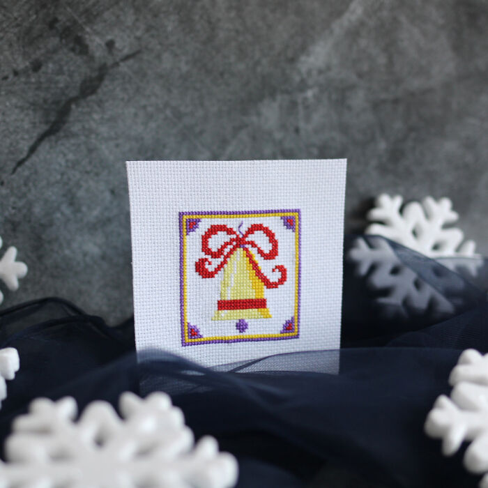 15 Simple And Easy Cross-Stitch Patterns For Christmas And New Year