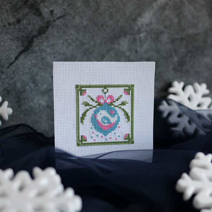 15 Simple And Easy Cross-Stitch Patterns For Christmas And New Year