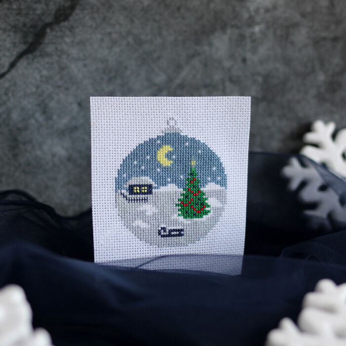 15 Simple And Easy Cross-Stitch Patterns For Christmas And New Year