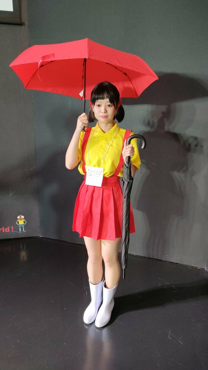 That Strange Girl From The 'My Neighbor Totoro' Poster Who Is Neither Mei Nor Satsuki And Never Appears At Any Point In The Movie