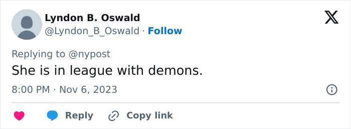 A Woman&rsquo;s Wedding Dress Shopping Goes Viral As People Notice Something Is Off With Her Photo