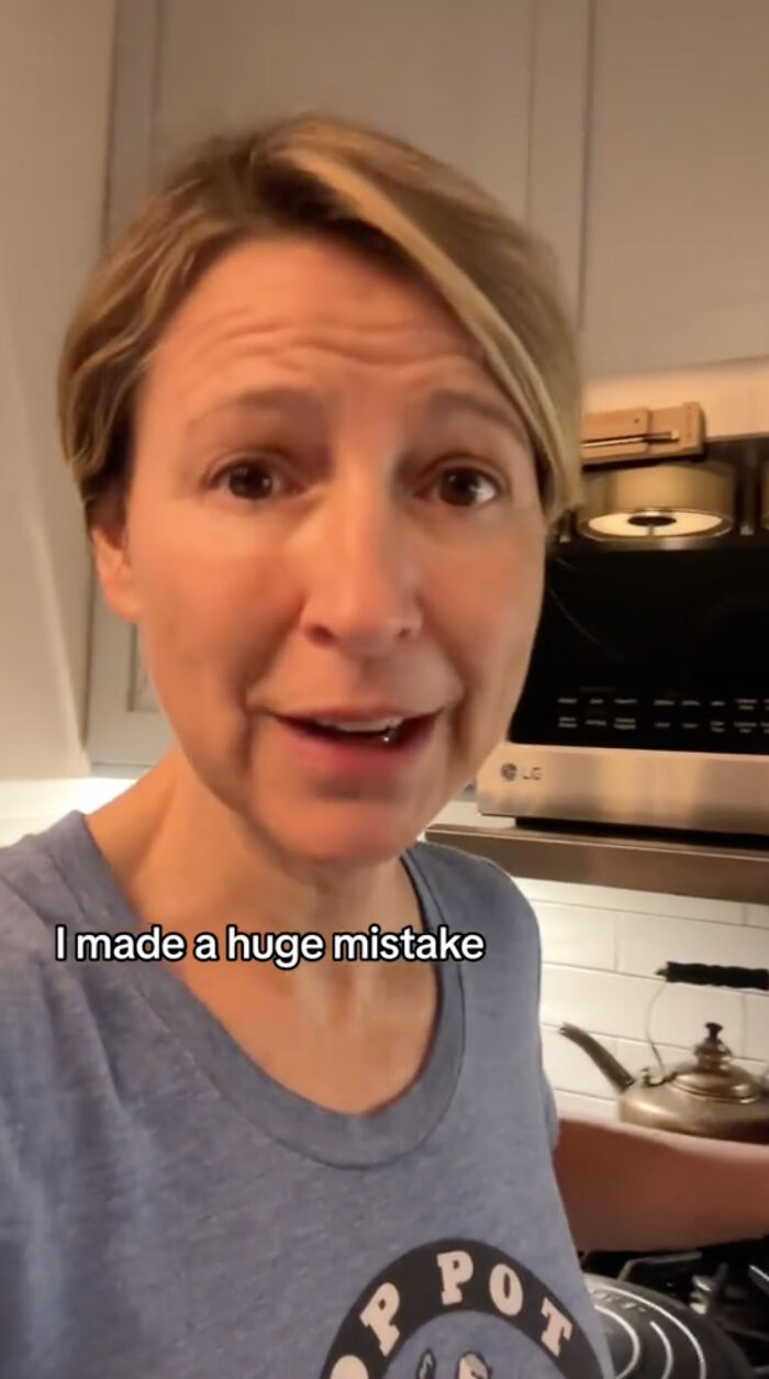 Faith In Humanity Restored As Woman Goes Extra Mile To Fix Her Accidental 1-Star Rating