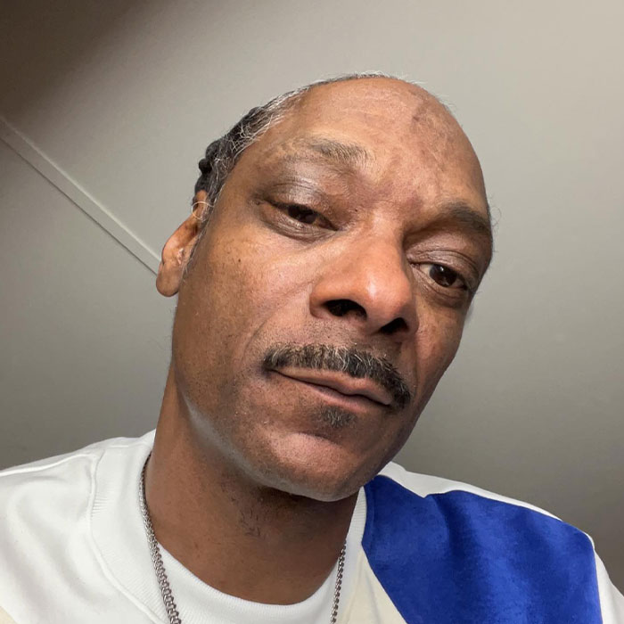 Snoop Dogg Fans Worry About His Health After He Announces That He’s Quit Smoking Snoop Dogg Fans Worry About His Health After He Announces That He’s Quit Smoking
