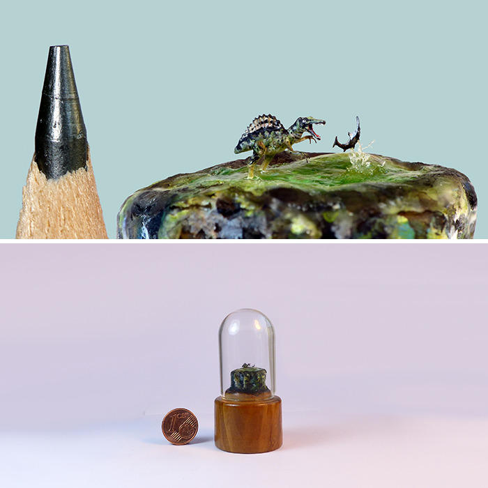 Spinosaurus Chasing A Sawfish