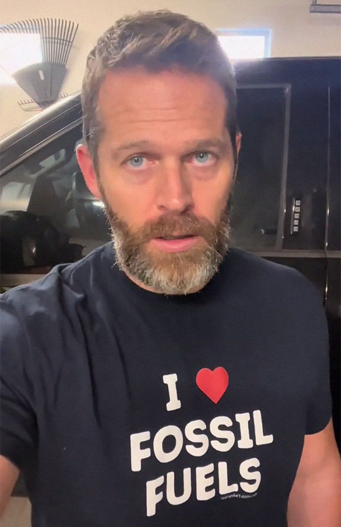 "I'm Done": Guy Refuses To Tip Anymore