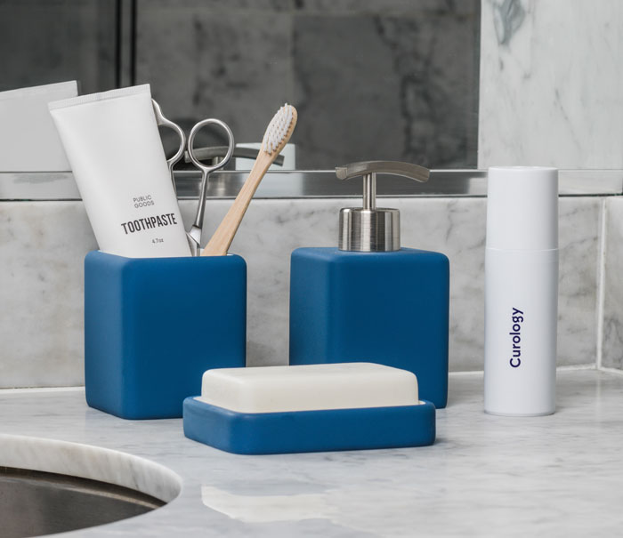 Someone Asked “What Happens In Hospitals That’s Hidden?”, And 30 HC Workers Delivered