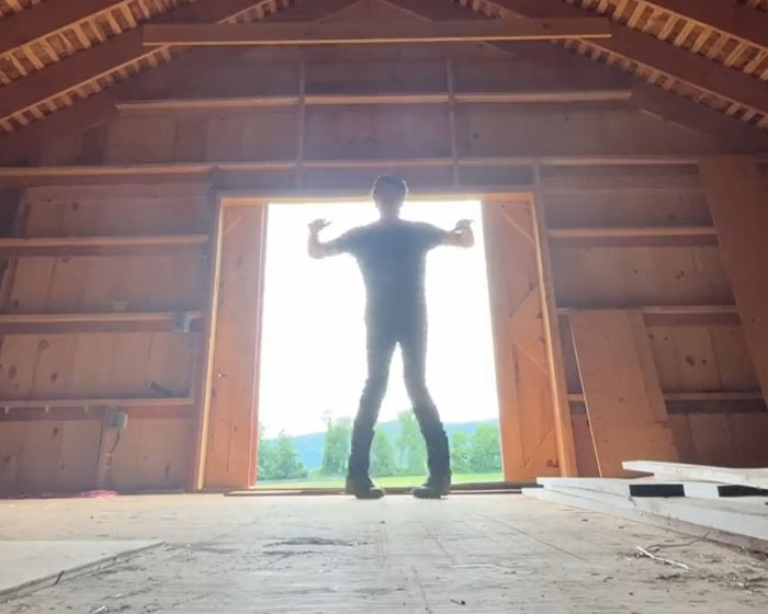 Kevin Bacon Posts Video Showing His Impressive Footloose Moves As Hollywood Strike Ends