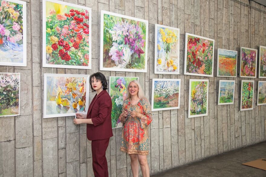 She Is An Artist Who Paints In The Open Air (40 Pics)