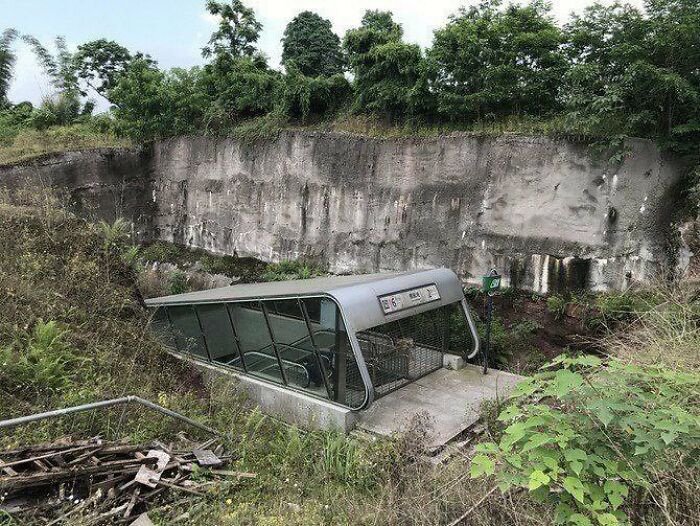 An Unusual Subway Station In Chongqing, China