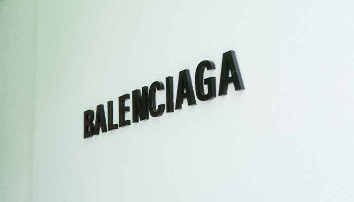 IKEA Shares Hilarious Comeback To Balenciaga&rsquo;s $925 &ldquo;Towel Skirt&rdquo;