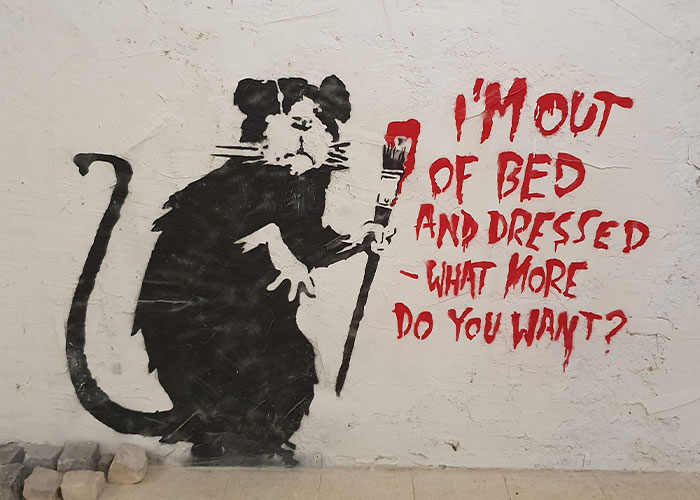 Banksy Fans Stunned As Artist &ldquo;Confirms&rdquo; Name In Resurfaced Interview