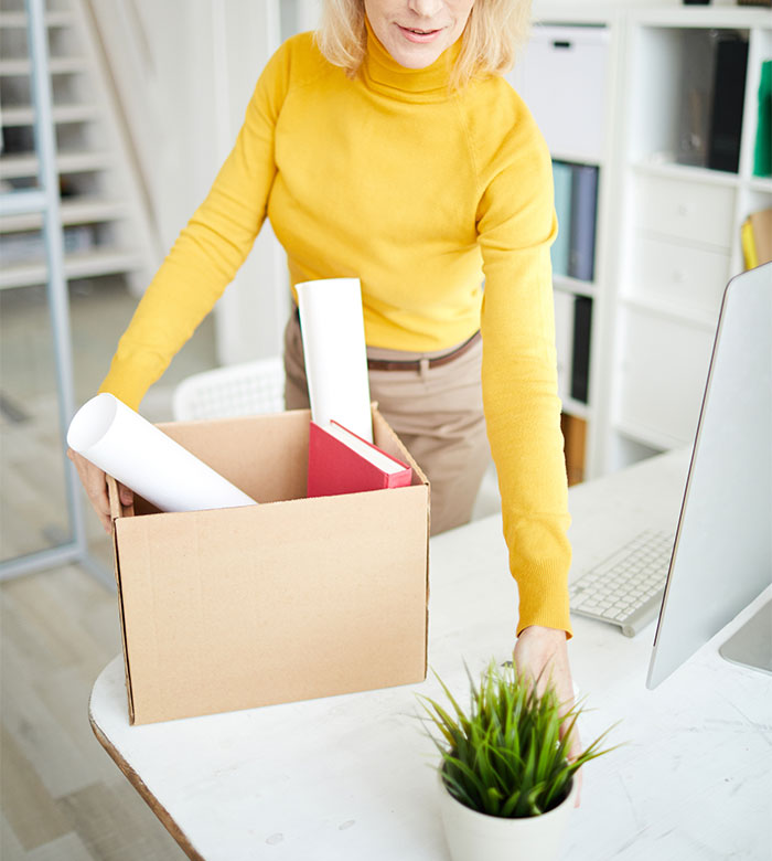 Boss Tries To Use Burned-Out Worker As A Scapegoat, She Quits Boss Tries To Use Burned-Out Worker As A Scapegoat, She Quits