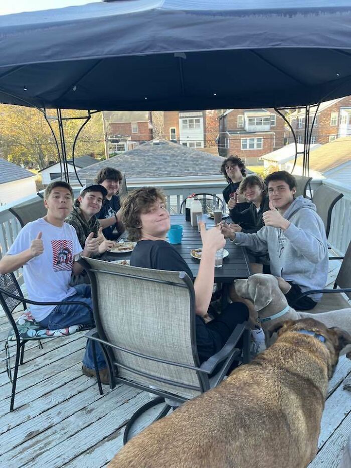 Teenagers Continue Tradition Of Breakfasts With Grandma After Their Friend Passes Away