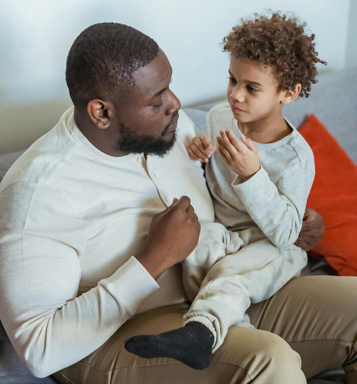 31 Things Parents Do That Obviously Show They’re Not Doing A Great Job, As Shared Online