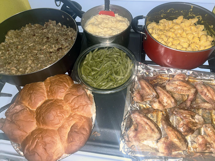 How My Under $25 Thanksgiving Meal Turned Out. Surprisingly Not Bad At All