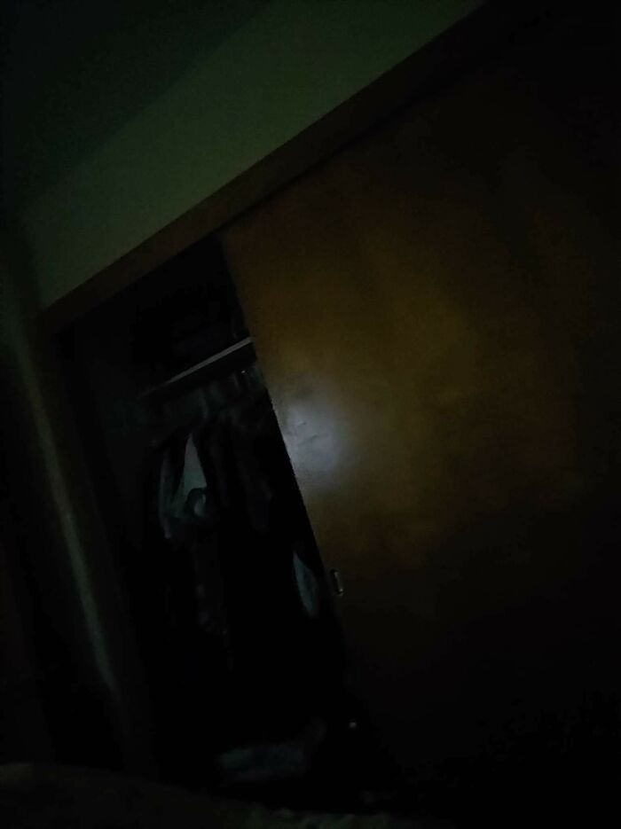 I Woke Up Last Night And Saw This Face On My Closet Door