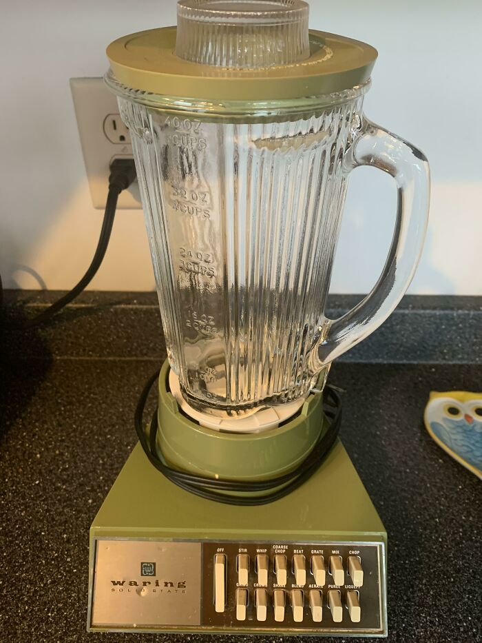 1970s Waring Blender In Iconic Avocado. Came With My Parents’ Lake House And Still Makes A Mean Margarita