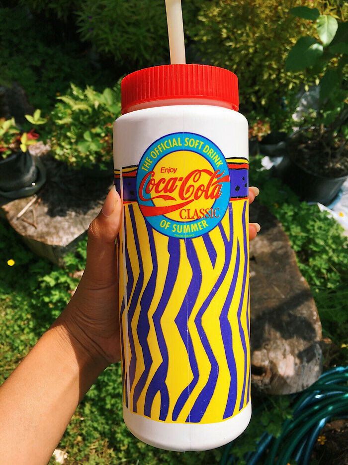 90s Coca-Cola Classic