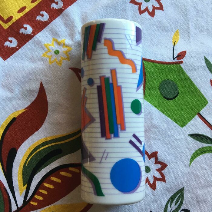 I Keep Thinking This Vase In My Mother’s China Cabinet Belongs Here