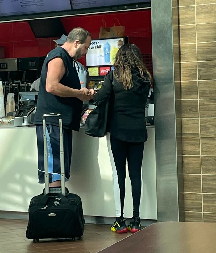 Al principio me asusté porque no entendía que sus piernas fueran así