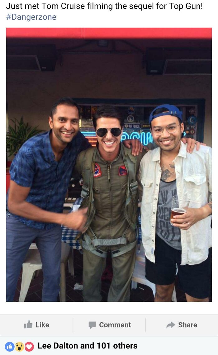 Tom Cruise Out For A Stroll Between Takes!