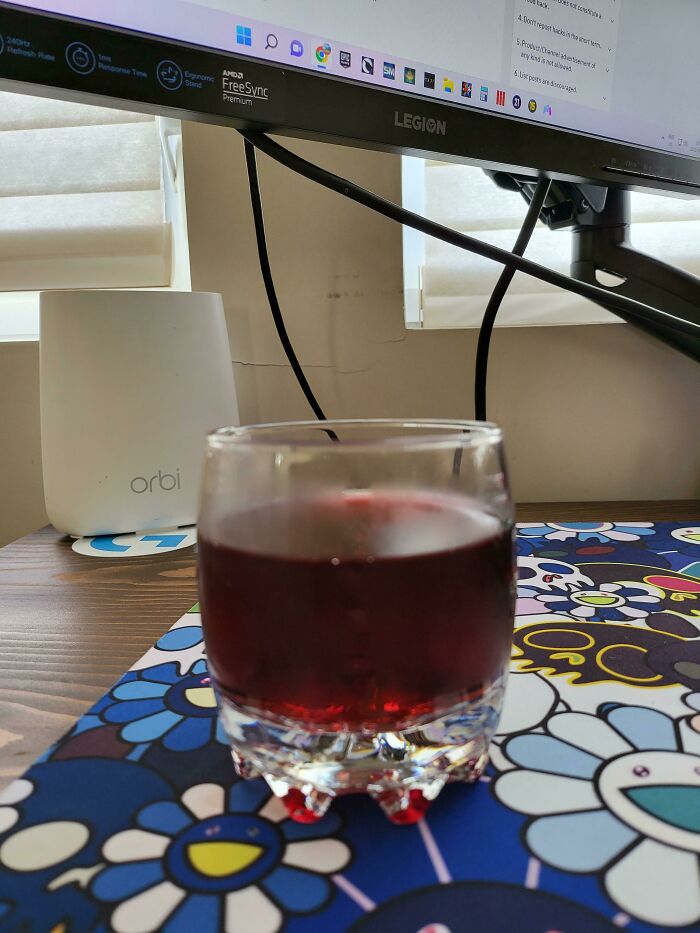 Zero Calorie Bubly With Straight Cherry Or Pomegranate Extract Is The Best Low Calorie, Flavour Packed Drink There Is, This Cup Is Around 15 Calories And Better Than Any Soft Drink On The Market