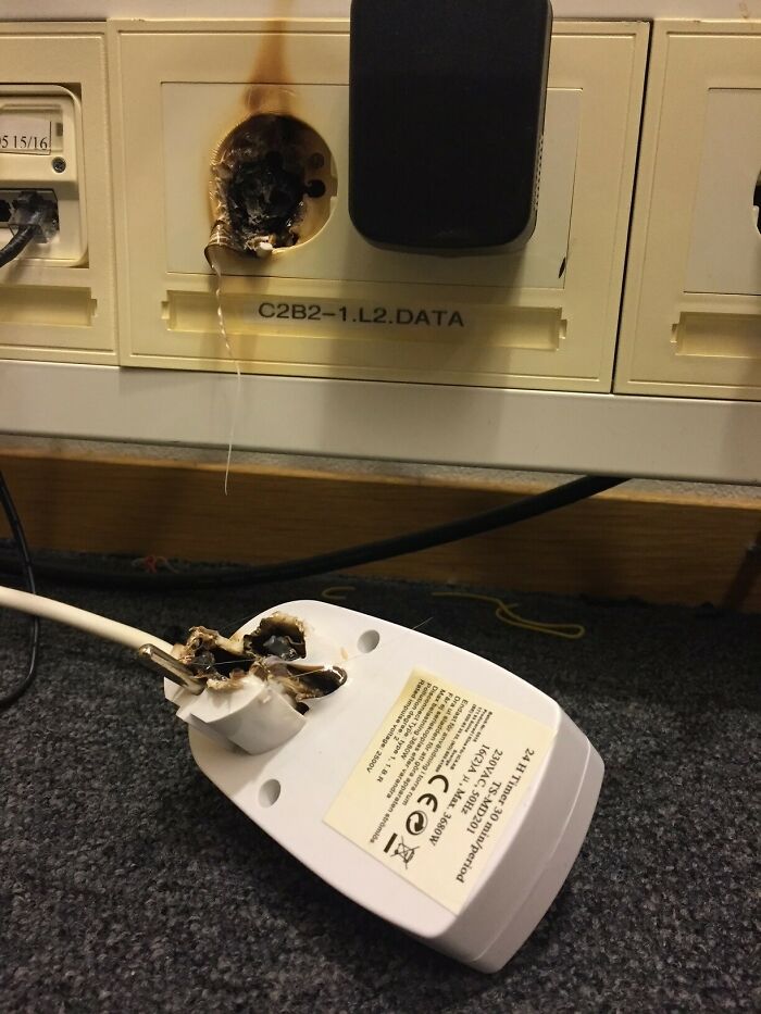 This 3680w Timer Provided Power For Three Pioneer 65" Plasma Sets That Turned On At The Same Time