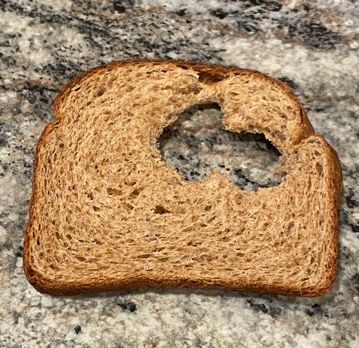 The Way My Toddler Eats A Slice Of Bread Every Night Before Going To Bed Because “He’s Still Hungry”