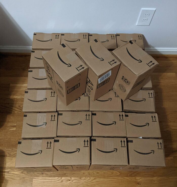 Ordered 27 Books From Amazon In A Single Order. Got 27 Boxes With 1 Book Each Delivered