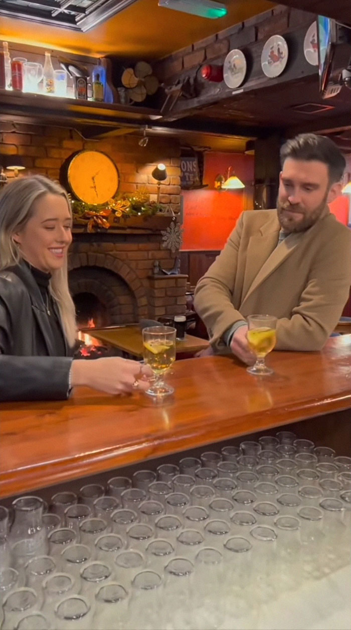 Pub Spends Only &pound;700 To Highlight Loneliness And Becomes &ldquo;This Year&rsquo;s Best Christmas Ad&rdquo;