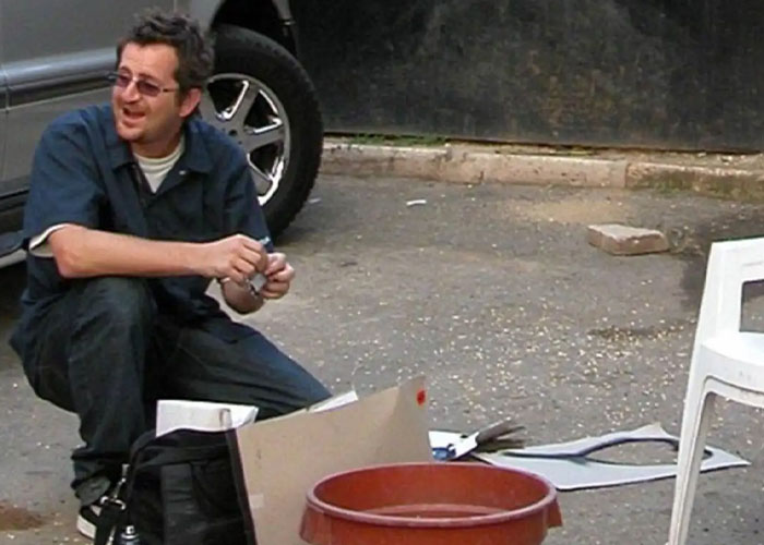 Banksy Fans Stunned As Artist &ldquo;Confirms&rdquo; Name In Resurfaced Interview