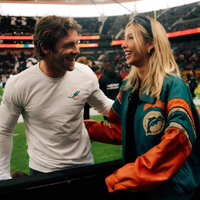 Real Moms Share Hilarious Reactions To Influencer Alix Earle&rsquo;s &ldquo;Mom At School Pickup Outfit&rdquo;