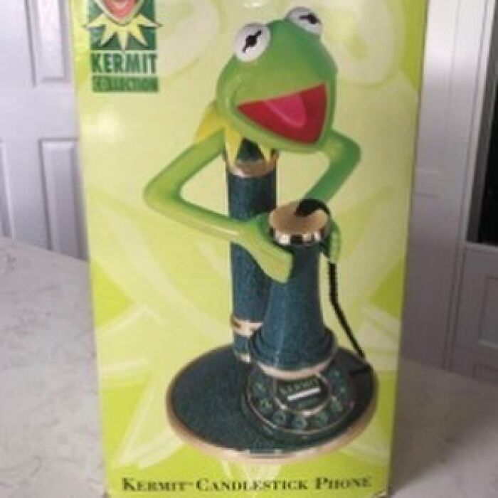 Weird-Second-Hand-Finds-Shifty-Thrifting